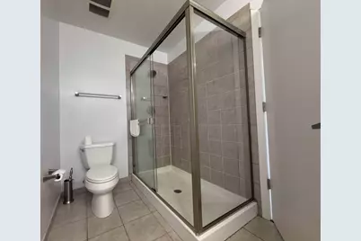 6000 N Cicero Avenue #302, Chicago, IL 60646 - Photo 12