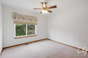 566 W Wildspring Rd, Round Lake, IL 60073 - Photo 32