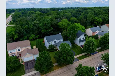 566 W Wildspring Road, Round Lake, IL 60073 - Photo 48