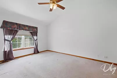 566 W Wildspring Road, Round Lake, IL 60073 - Photo 34