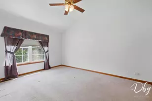 566 W Wildspring Rd, Round Lake, IL 60073 - Photo 34