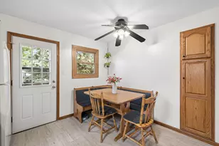 5700 Victoria Dr, Oak Forest, IL 60452 - Photo 8
