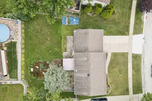 5700 Victoria Dr, Oak Forest, IL 60452 - Photo 28