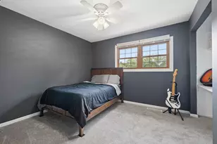 5700 Victoria Dr, Oak Forest, IL 60452 - Photo 12
