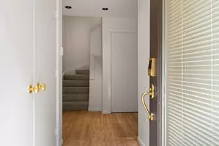 1441 N Cleveland Ave, Chicago, IL 60610 - Photo 2