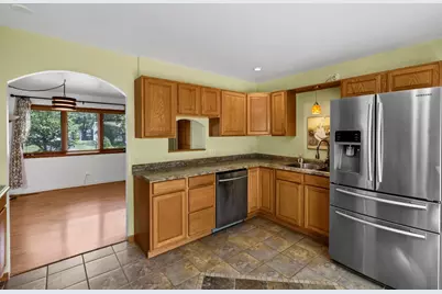 18595 W Pamela Place, Gurnee, IL 60031 - Photo 4