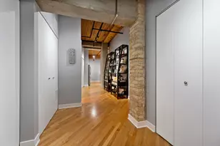 411 W Ontario St, Chicago, IL 60654 - Photo 4