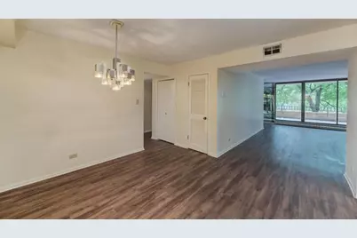 465 W Dominion Drive #204, Wood Dale, IL 60191 - Photo 4