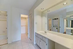 465 W Dominion Dr, Wood Dale, IL 60191 - Photo 16