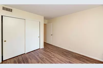 465 W Dominion Drive #204, Wood Dale, IL 60191 - Photo 20