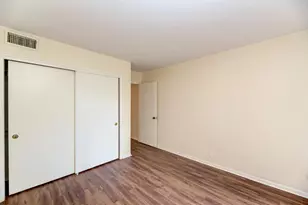 465 W Dominion Dr, Wood Dale, IL 60191 - Photo 20