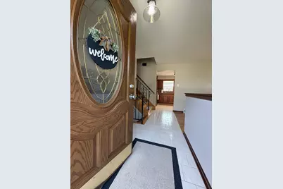10507 S Terry Drive, Palos Hills, IL 60465 - Photo 4