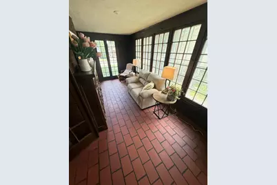 186 N Du Bois Avenue, Elgin, IL 60123 - Photo 22