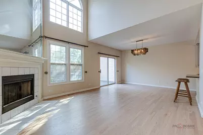4405 Middleton Place, Lisle, IL 60532 - Photo 10