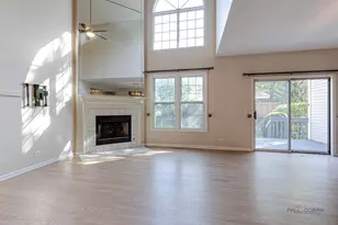 4405 Middleton Pl, Lisle, IL 60532 - Photo 8