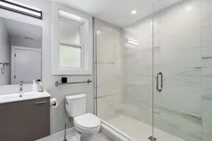 833 N Hoyne Ave, Chicago, IL 60622 - Photo 14