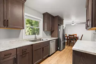 2106 Eastwood Ave, Streator, IL 61364 - Photo 14