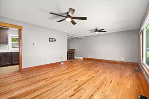 2106 Eastwood Ave, Streator, IL 61364 - Photo 6