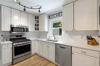 56 Chicago Avenue, Clarendon Hills, IL 60514 - Photo 12
