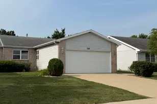 342 E Myrtle St, Herscher, IL 60941 - Photo 2