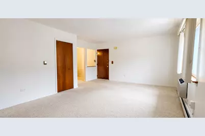 1243 Washington Street E #C304, Des Plaines, IL 60016 - Photo 4