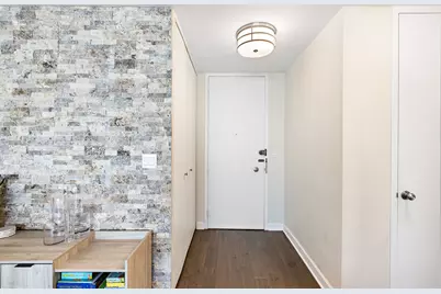 1440 N Lake Shore Drive #18G, Chicago, IL 60610 - Photo 4