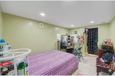852 N Springfield Avenue, Chicago, IL 60651 - Photo 36