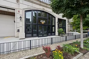 434 W Melrose St, Chicago, IL 60657 - Photo 18