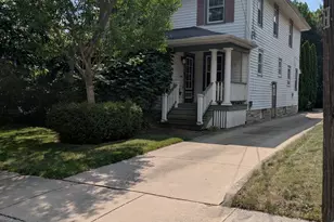 219 S Highland Ave, Rockford, IL 61104 - Photo 1