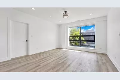4350 W Lawrence Avenue #405, Chicago, IL 60630 - Photo 4