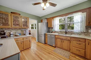 205 Sharon Dr, Sleepy Hollow, IL 60118 - Photo 12