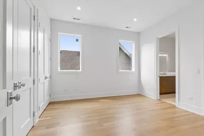 3820 N Damen Avenue #2, Chicago, IL 60618 - Photo 16