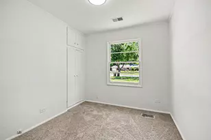 322 Indianwood Blvd, Park Forest, IL 60466 - Photo 10
