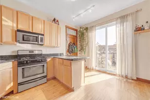 835 N Maplewood Ave, Chicago, IL 60622 - Photo 6