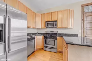 835 N Maplewood Ave, Chicago, IL 60622 - Photo 8