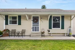 1837 S Jacobs St, Streator, IL 61364 - Photo 4