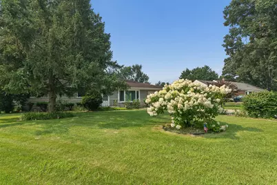16041 W Kathryn Avenue, Manhattan, IL 60442 - Photo 2