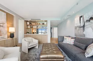 180 E Pearson St, Chicago, IL 60611 - Photo 20