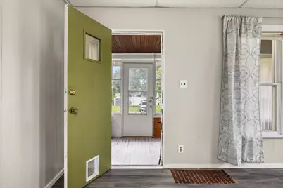 109 W Moore Street, Ottawa, IL 61350 - Photo 10