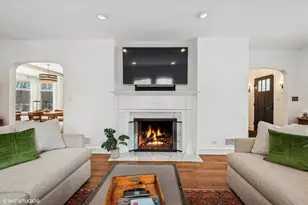 [Address not provided], Glenview, IL 60025 - Photo 4