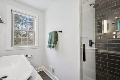 [Address not provided], Glenview, IL 60025 - Photo 20
