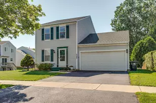 2382 N Quaker Hollow Ln, Round Lake Beach, IL 60073 - Photo 1