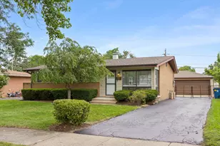 248 E Wrightwood Ave, Addison, IL 60101 - Photo 1