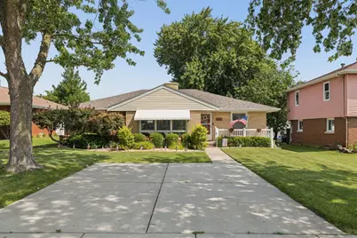 620 E 10th Street, Lockport, IL 60441 - Photo 2