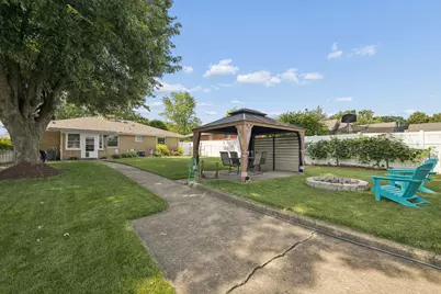620 E 10th Street, Lockport, IL 60441 - Photo 24