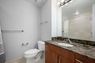 160 E Illinois St, Chicago, IL 60611 - Photo 10