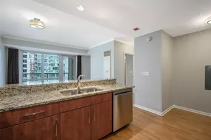 160 E Illinois St, Chicago, IL 60611 - Photo 6