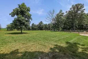 21824 Southwoods Ln, Pocahontas, IL 62275 - Photo 8