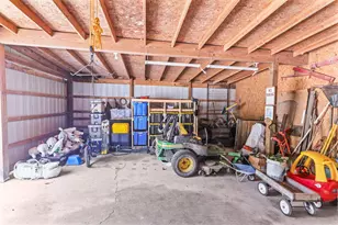 21824 Southwoods Ln, Pocahontas, IL 62275 - Photo 16