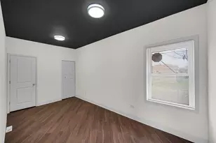 9321 S Green St, Chicago, IL 60620 - Photo 8